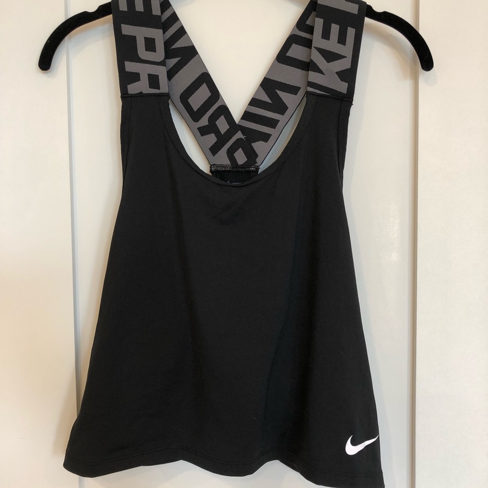 Nike Pro Crop Workout Tank